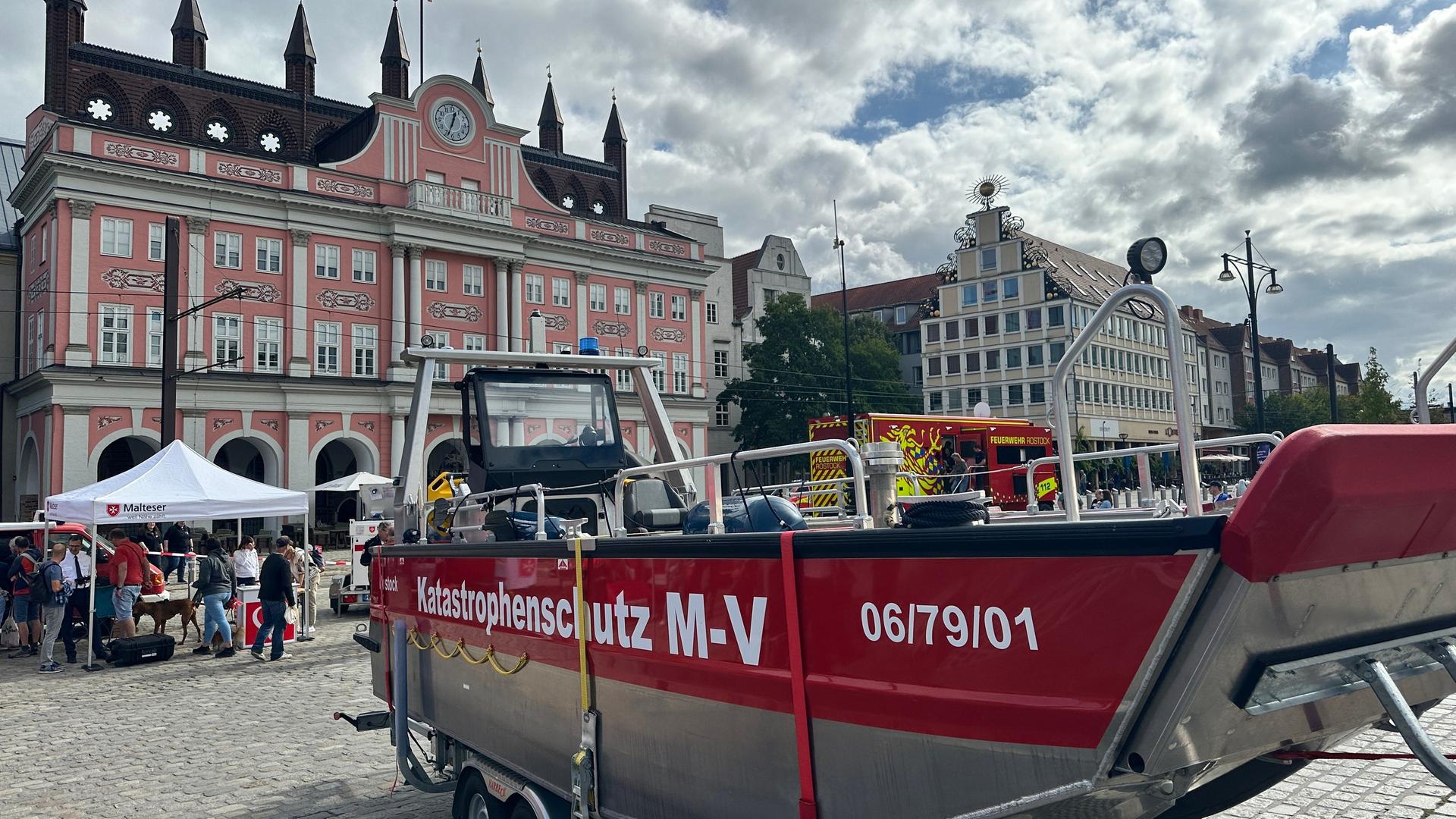 Rostock: Bevölkerungsschutztag informiert über Vorsorge
