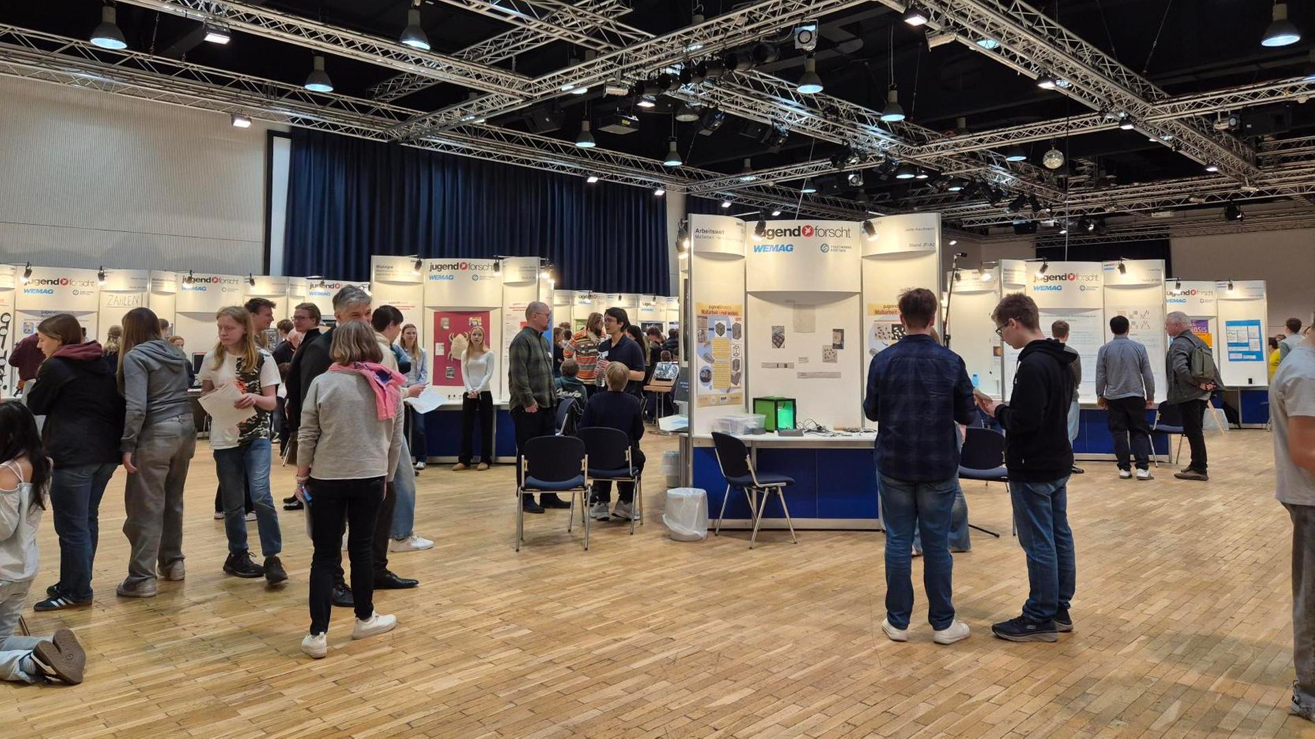 KI und Tierhaare: Schüler präsentieren Forschung in Rostock