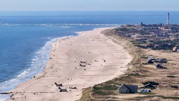 Ein Strandabschnitt an der dänischen Nordseeküste.