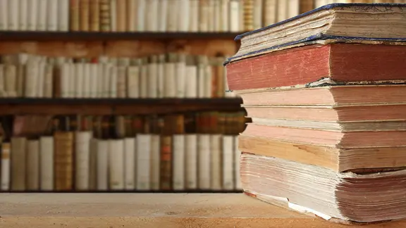 Βιβλία αντίκες | Fotolia.com, Leitner R Αντίκα Μπερ