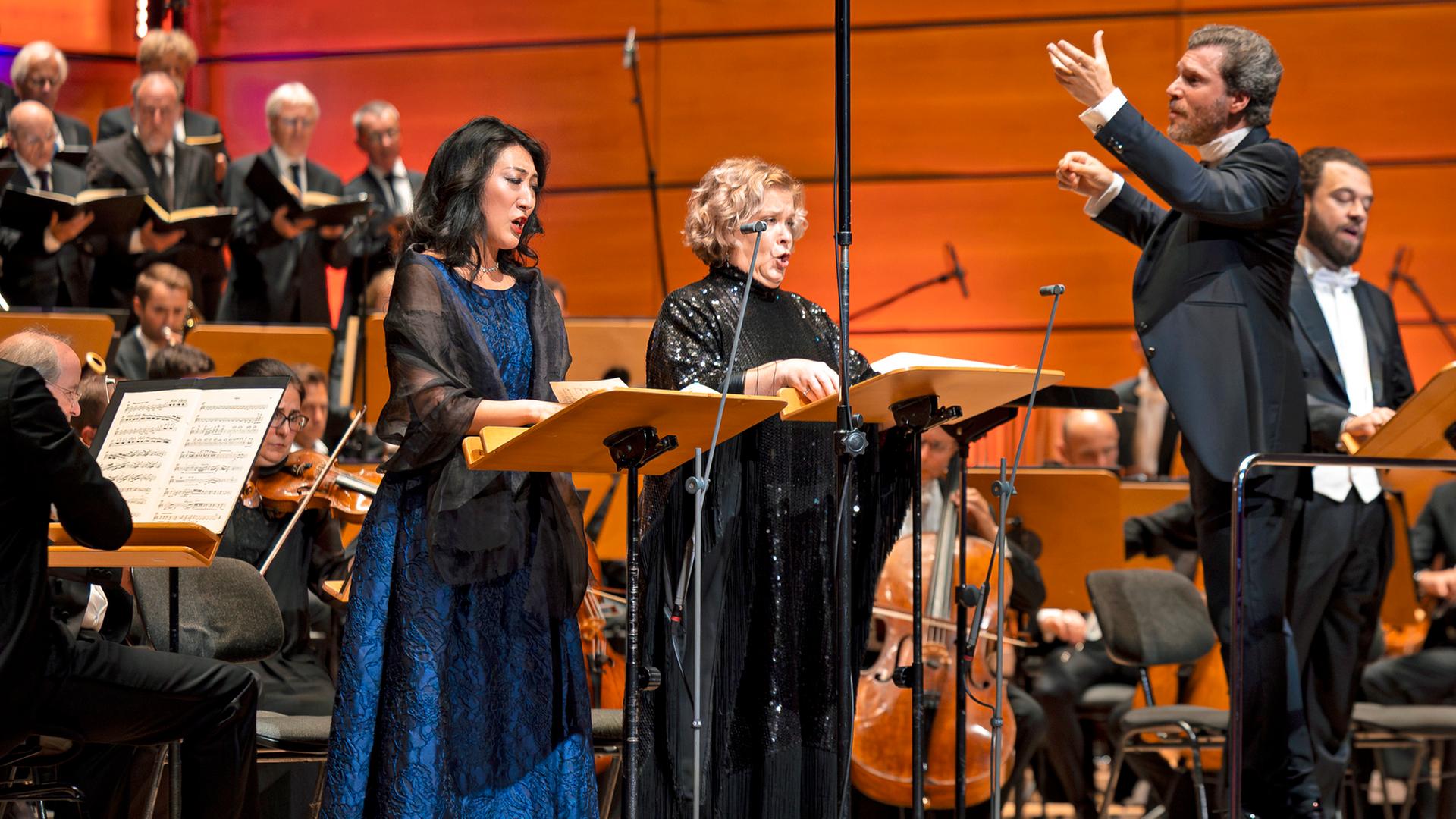 Berührend und kraftvoll: SHMF endet mit Verdis Requiem 
