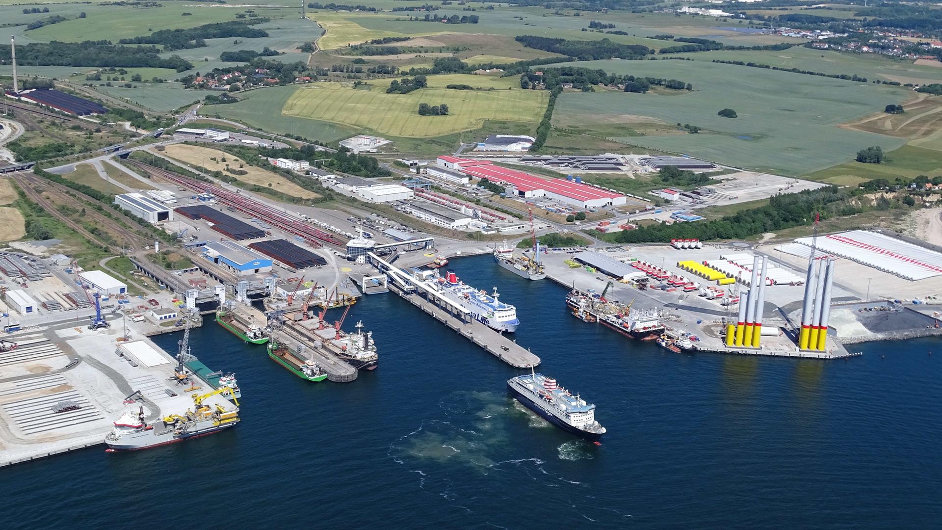 Sassnitz-Mukran: Britisches Arbeitsschiff leitet Fäkalien in die Ostsee