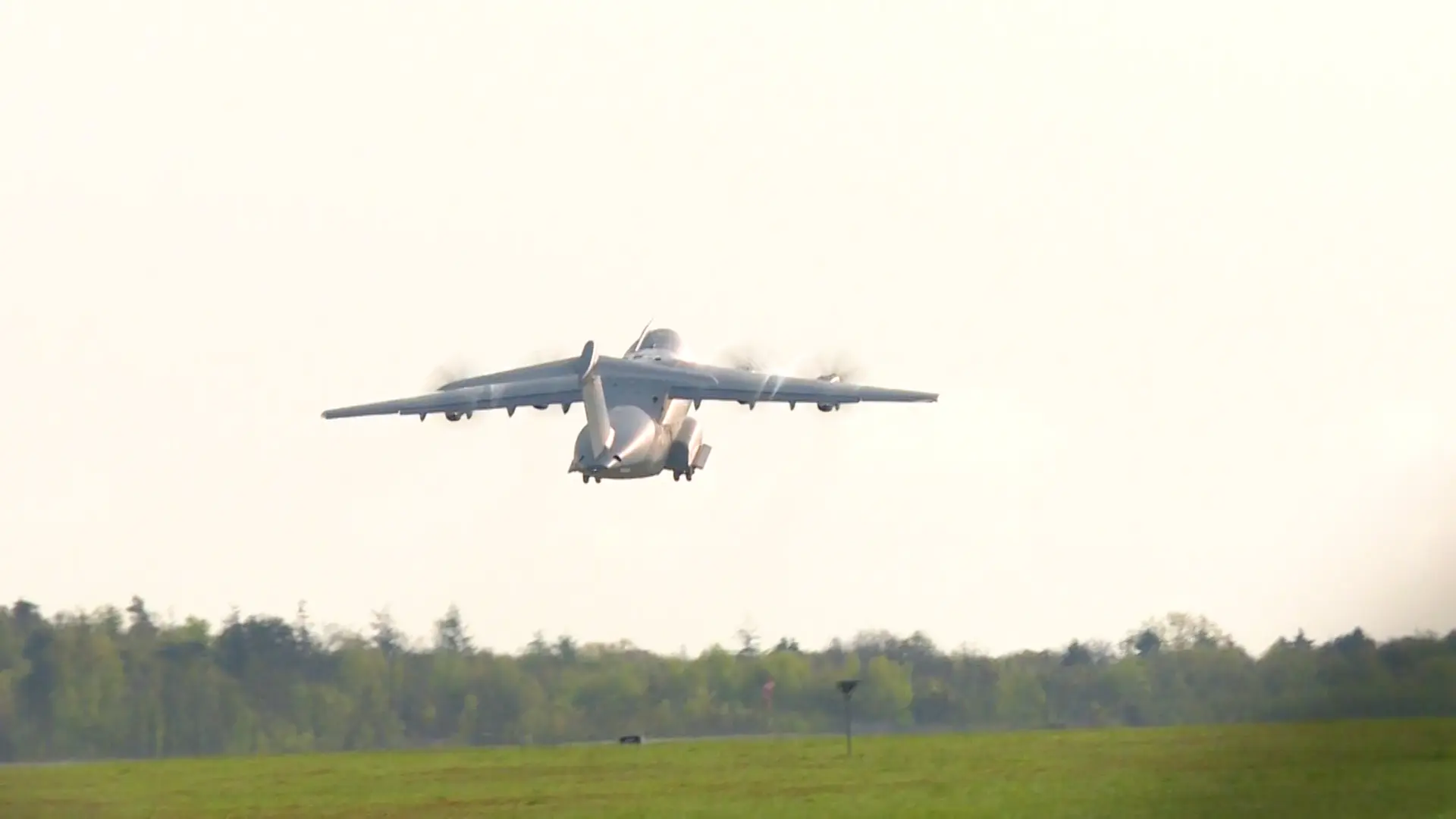 Bundeswehr-Übung: Tieffliegende Flugzeuge im Kreis Plön