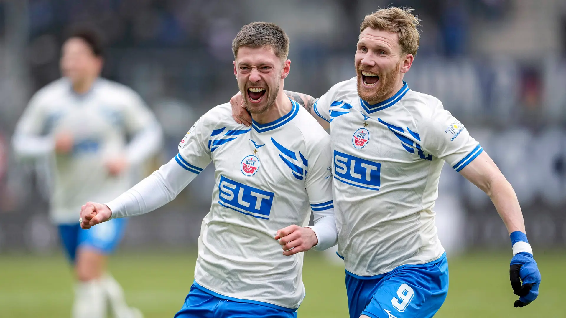 Traumtore bei Waldhof Mannheim - FC Hansa Rostock baut Erfolgsserie aus