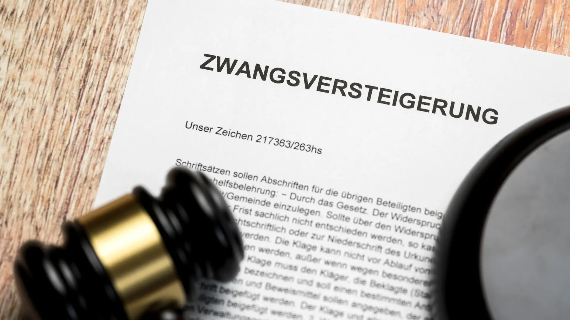 Trotz hoher Zinsen: geringer Anstieg bei Zwangsversteigerungen