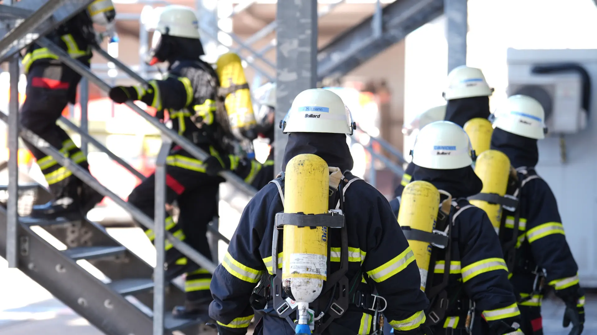 Feuerwehr stoppt Work-Up-Ausbildung: Warum 2027 trotz Bewerberflut keine Plätze vergeben werden