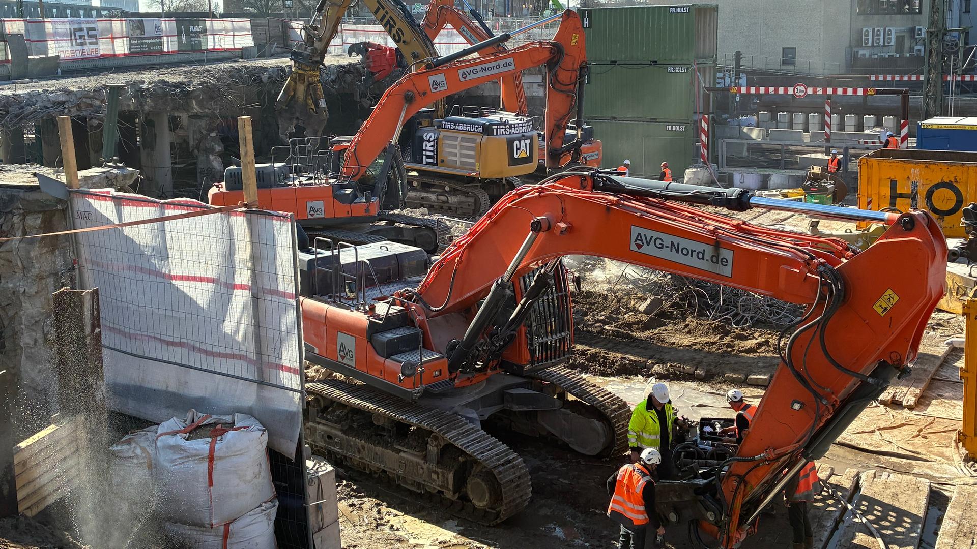 Berliner Tor: Erneut Vollsperrung wegen Brückenarbeiten