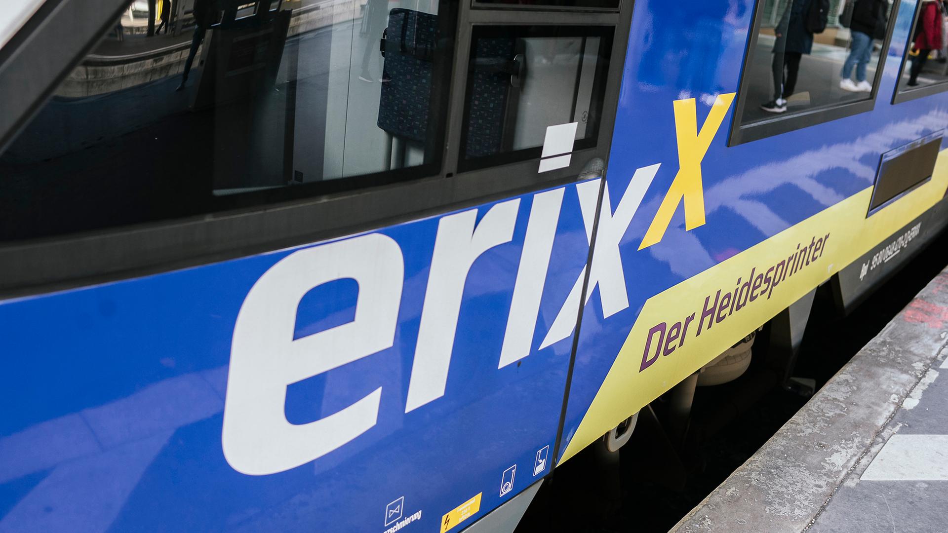 Ein Zug der Eisenbahngesellschaft 