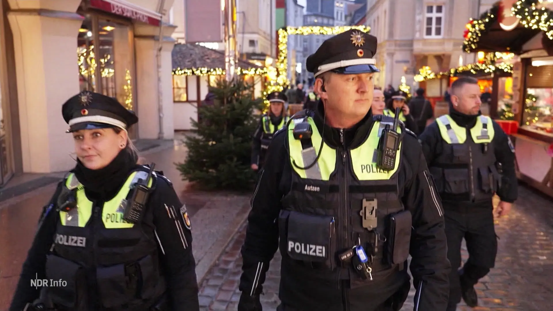 Übermittlung nachrichtendienstlicher Übermittlung nachrichtendienstlicher Erkenntnisse an