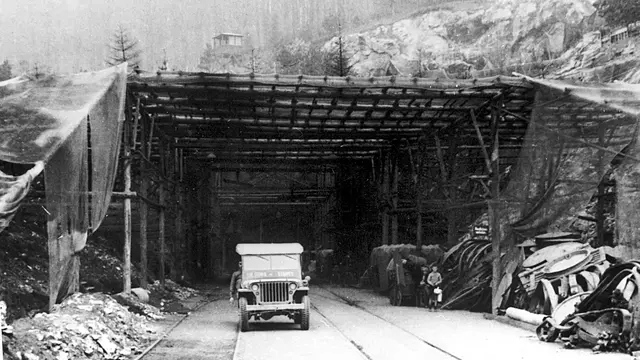 In the Mittelbau-Dora concentration camp, tens of thousands of forced laborers had to toil for the armaments industry – in underground mountain tunnels.