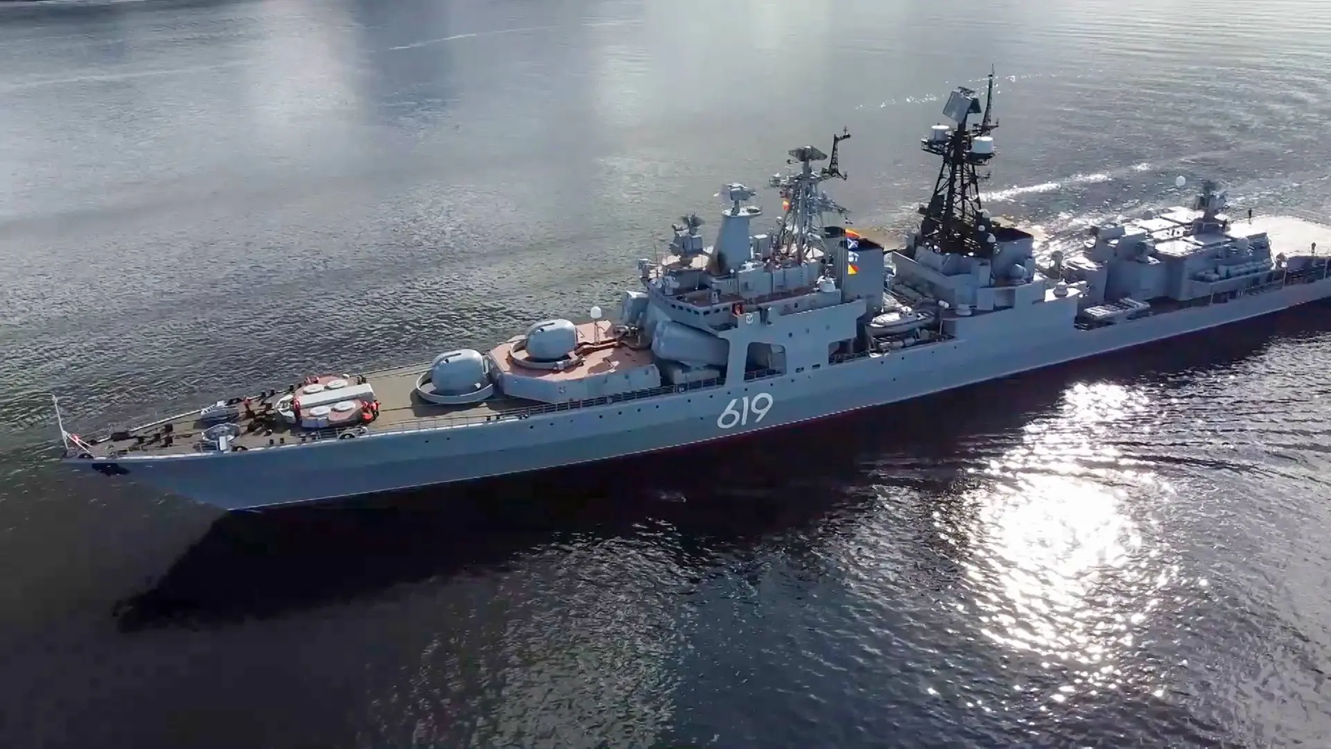Russischer Zerstörer liegt vor Ostsee-Insel Fehmarn