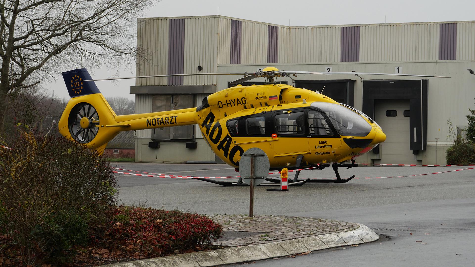ADAC-Rettungshubschrauber bei Noteinsatz von Lkw touchiert