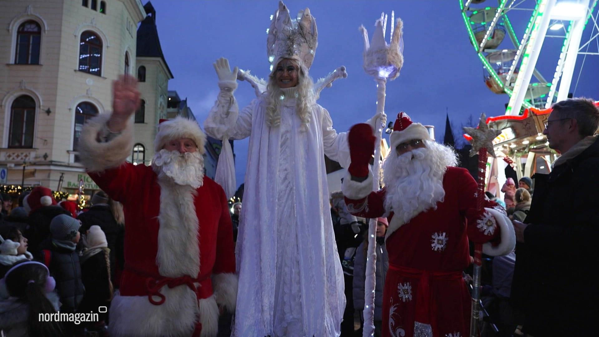 Erste Weihnachtsmärkte öffnen