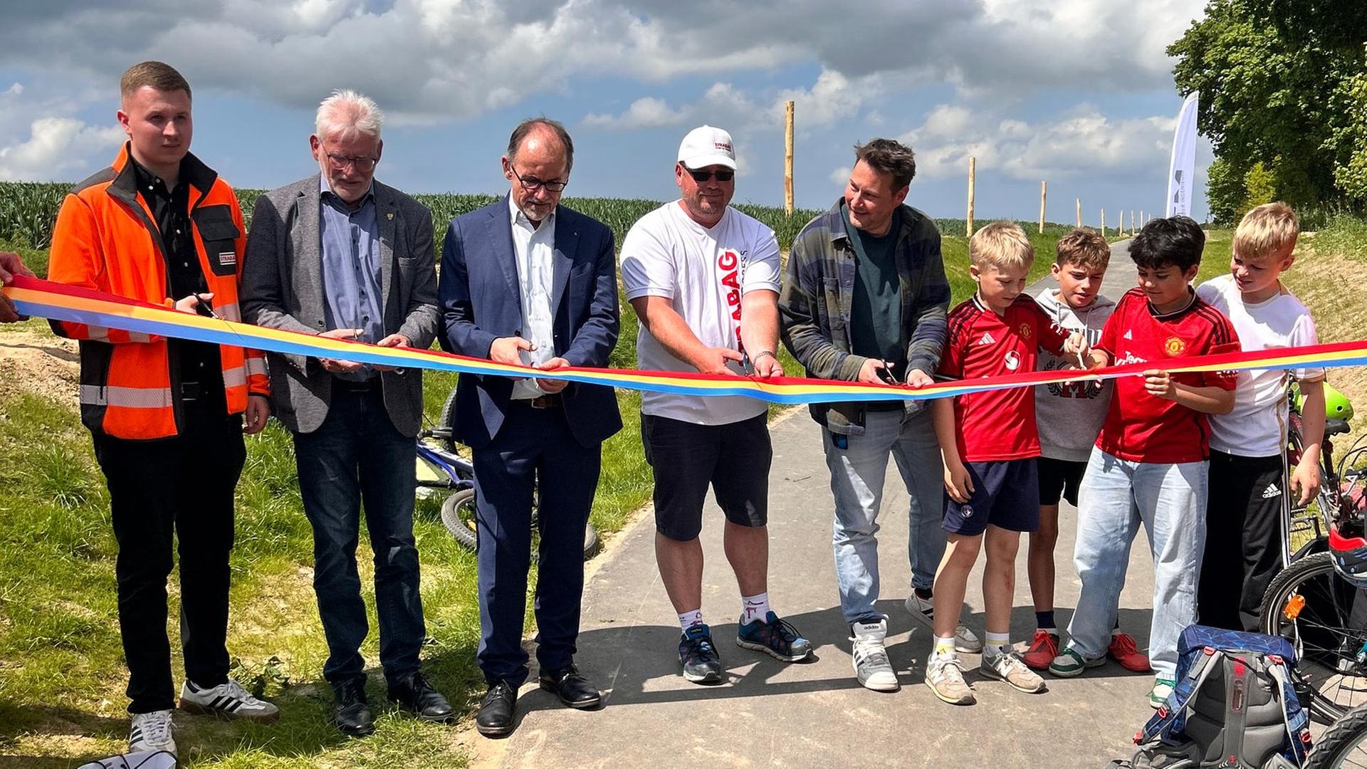 Neuer Radweg bei Thulendorf freigegeben