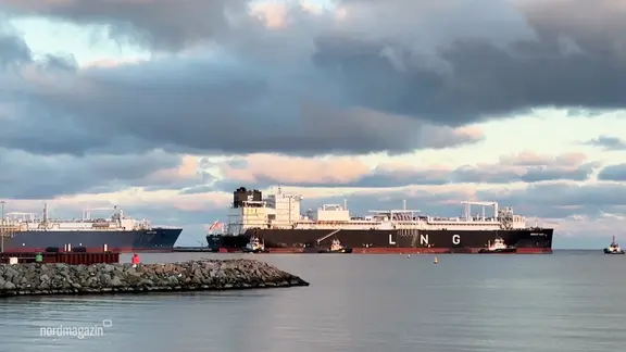 Das LNG-Schiff "Energos Power".