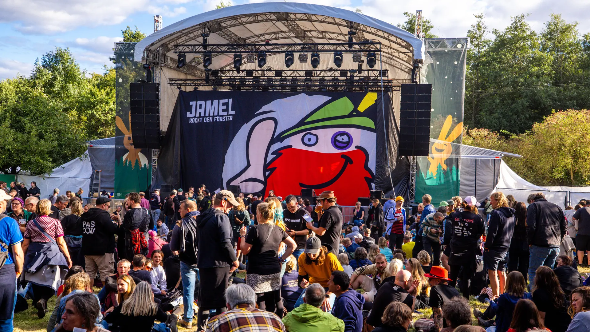 Jamel rockt den Förster: Festival gegen Rechtsextremismus