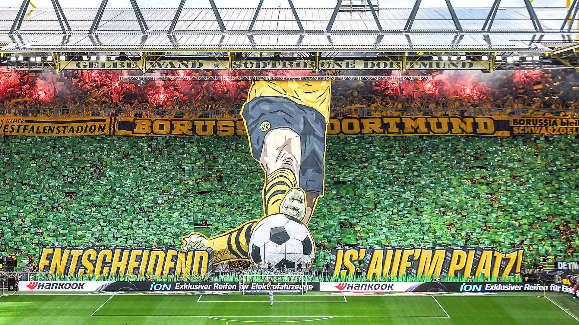 Die Südtribüne im Stadion von Borussia Dortmund | IMAGO/osnapix / Marcus Hirnschal