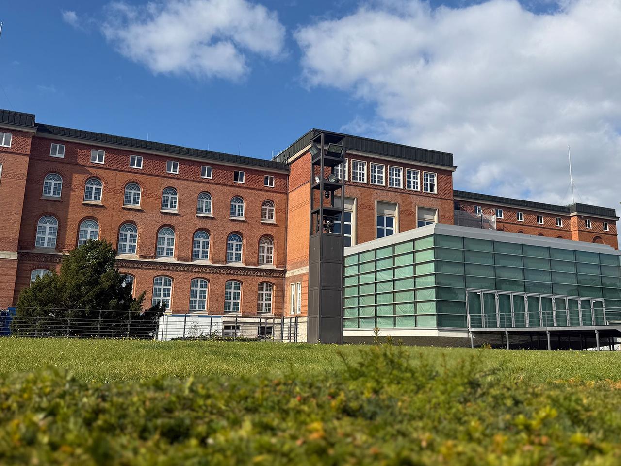 landtag-282.jpg?width=1280