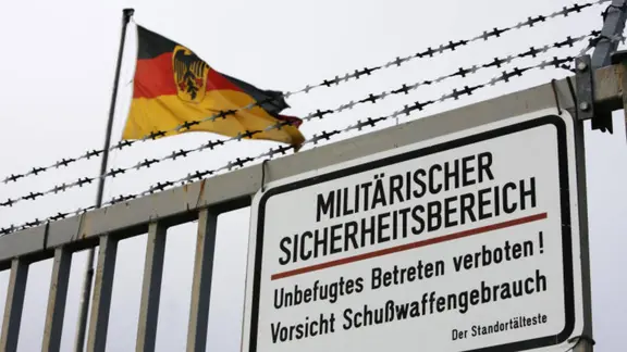 Themenbild Bundeswehrkaserne ist ein Sicherheitsbereich