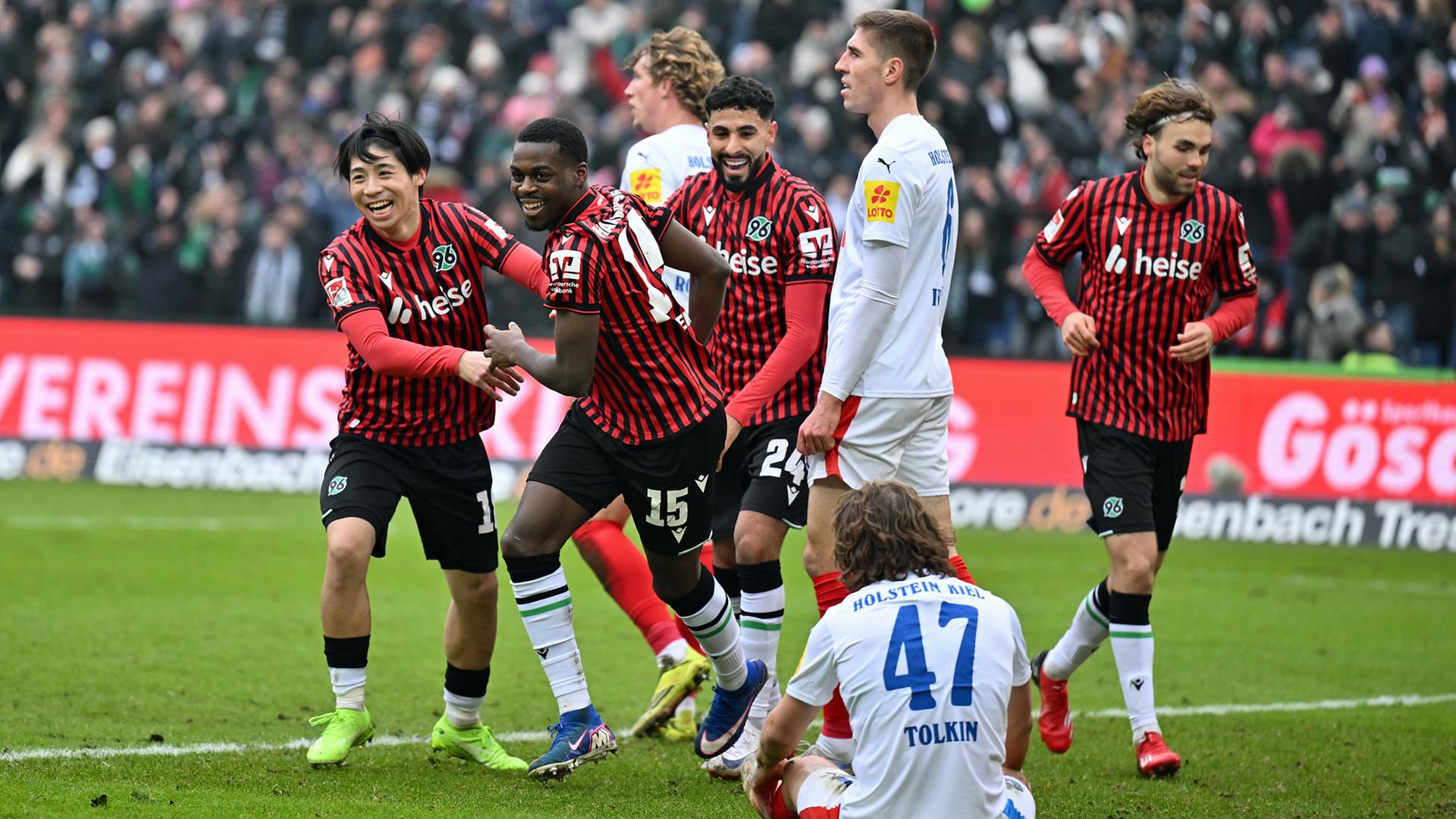 2. Liga: Hannover 96 besiegt schwaches Holstein Kiel und darf träumen