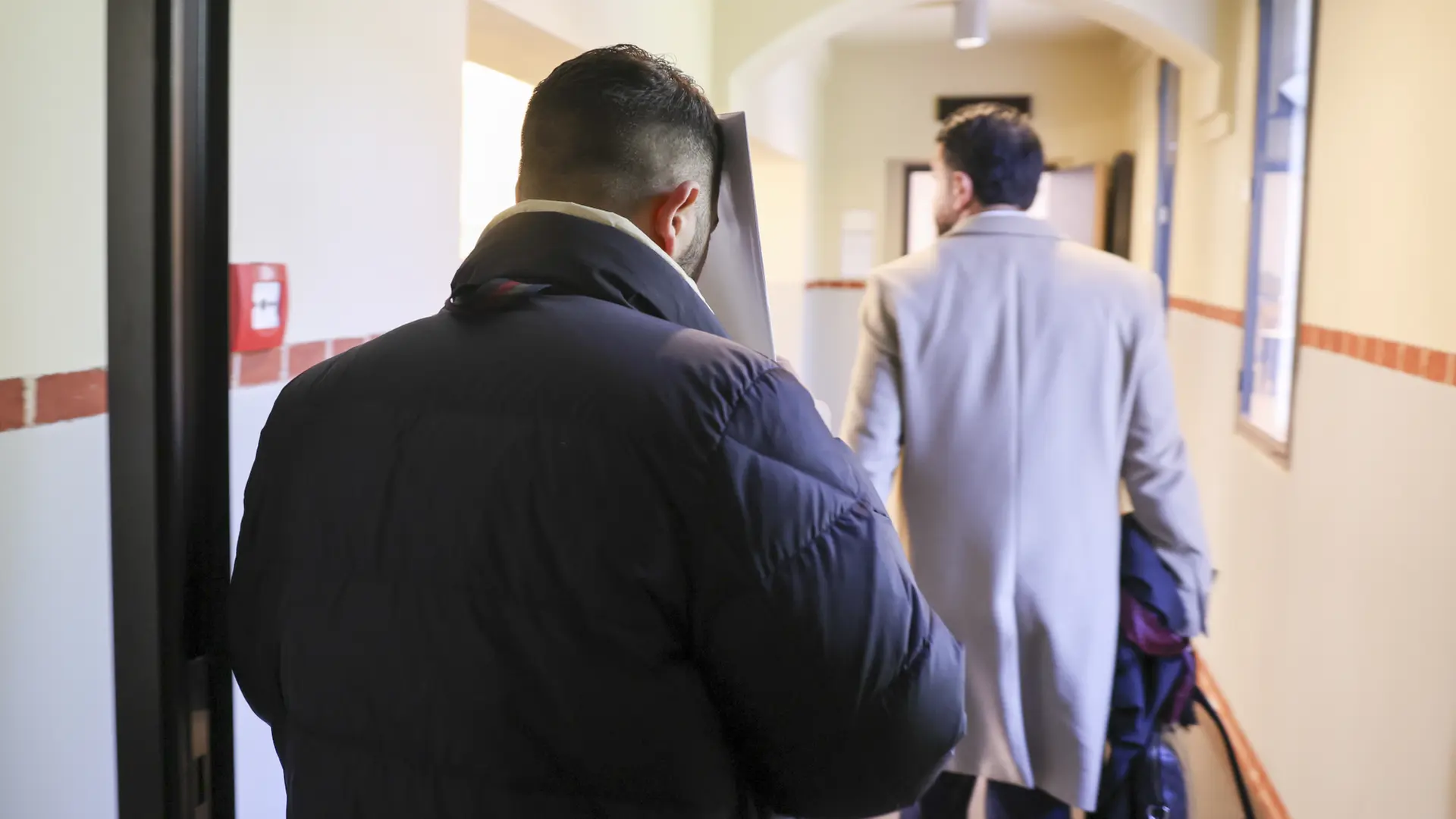 Beiß-Attacke von Hund in Hamburg: Halter zu Bewährungsstrafe verurteilt