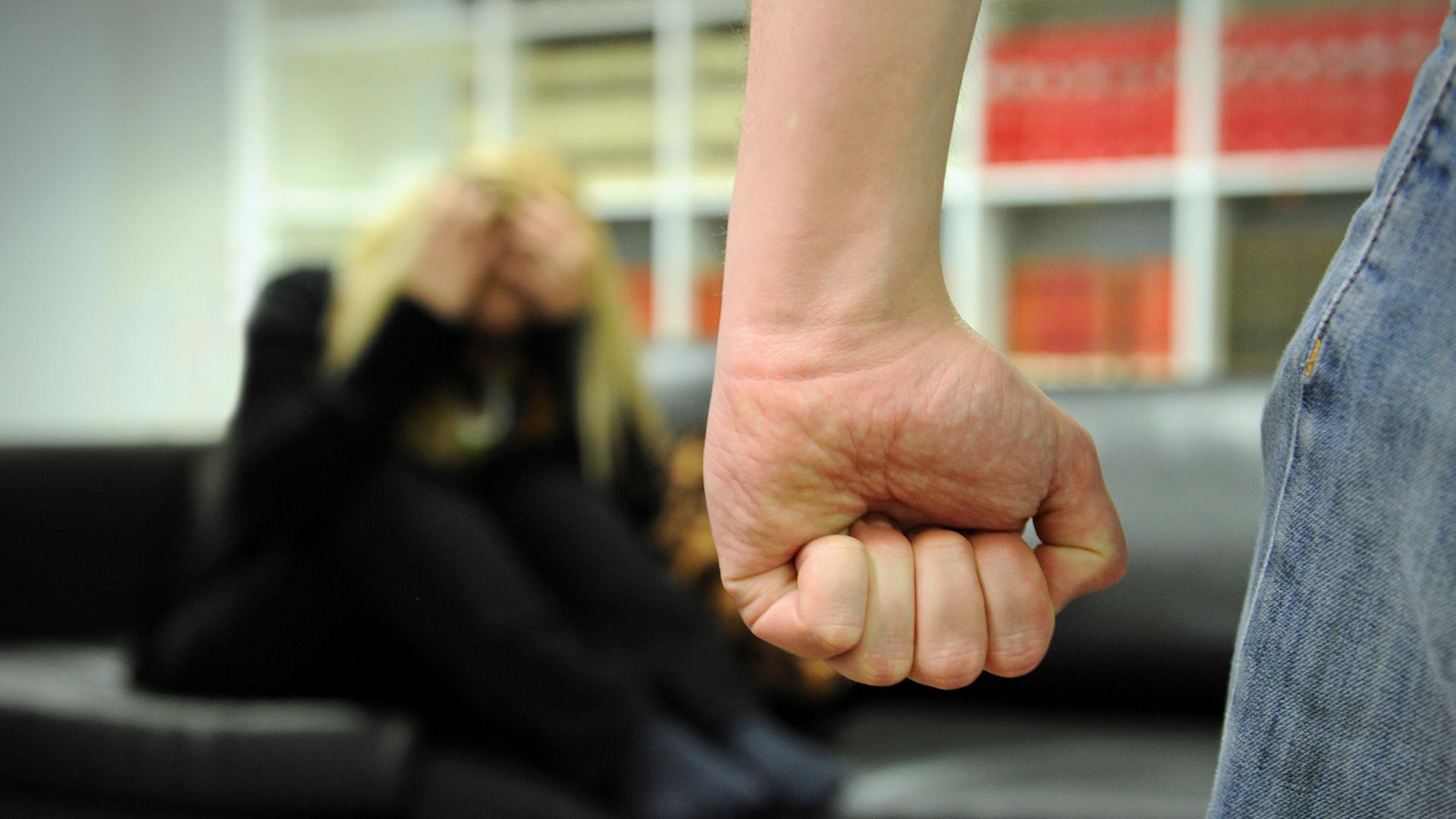 Gewalt gegen Frauen stoppen: Vorschläge aus Hamburg