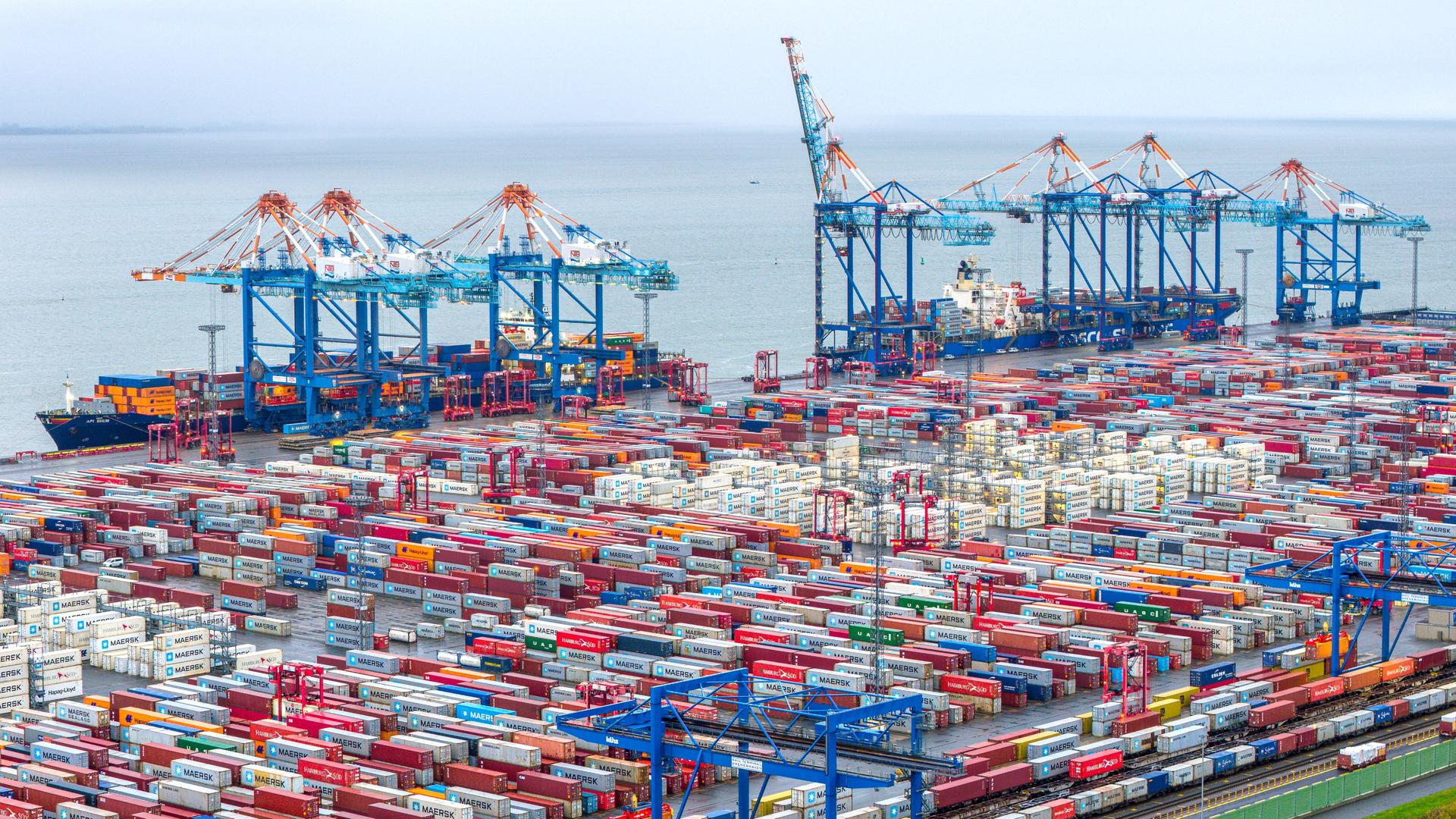 Geld vom Bund für Bremerhaven: Reaktionen aus Hamburg