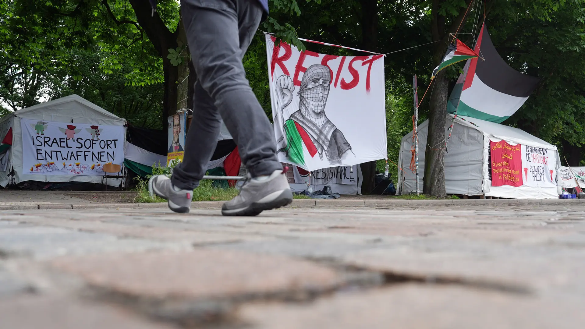 Hamburg: Pro-palästinensisches Camp wird auf der Moorweide aufgebaut