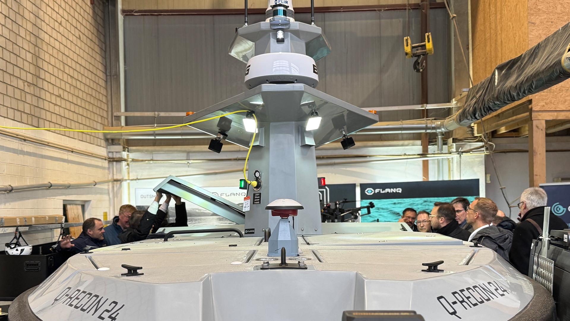 Hightech aus SH: Autonome Überwasser-Drohne ausgeliefert