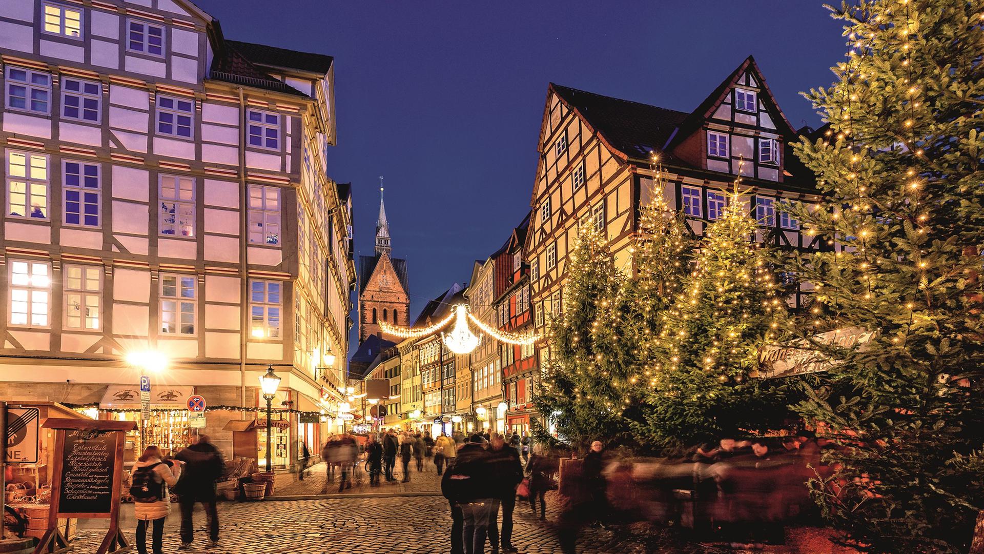 Blick auf den Weihnachtsmarkt in der Altstadt von Hannover. | Hannover Marketing und Tourismus GmbH, Lars Gerhardts