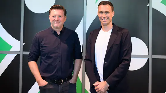 Trainer Christian Titz und Sport-Geschäftsführer Marcus Mann (v.l.) von Hannover 96 