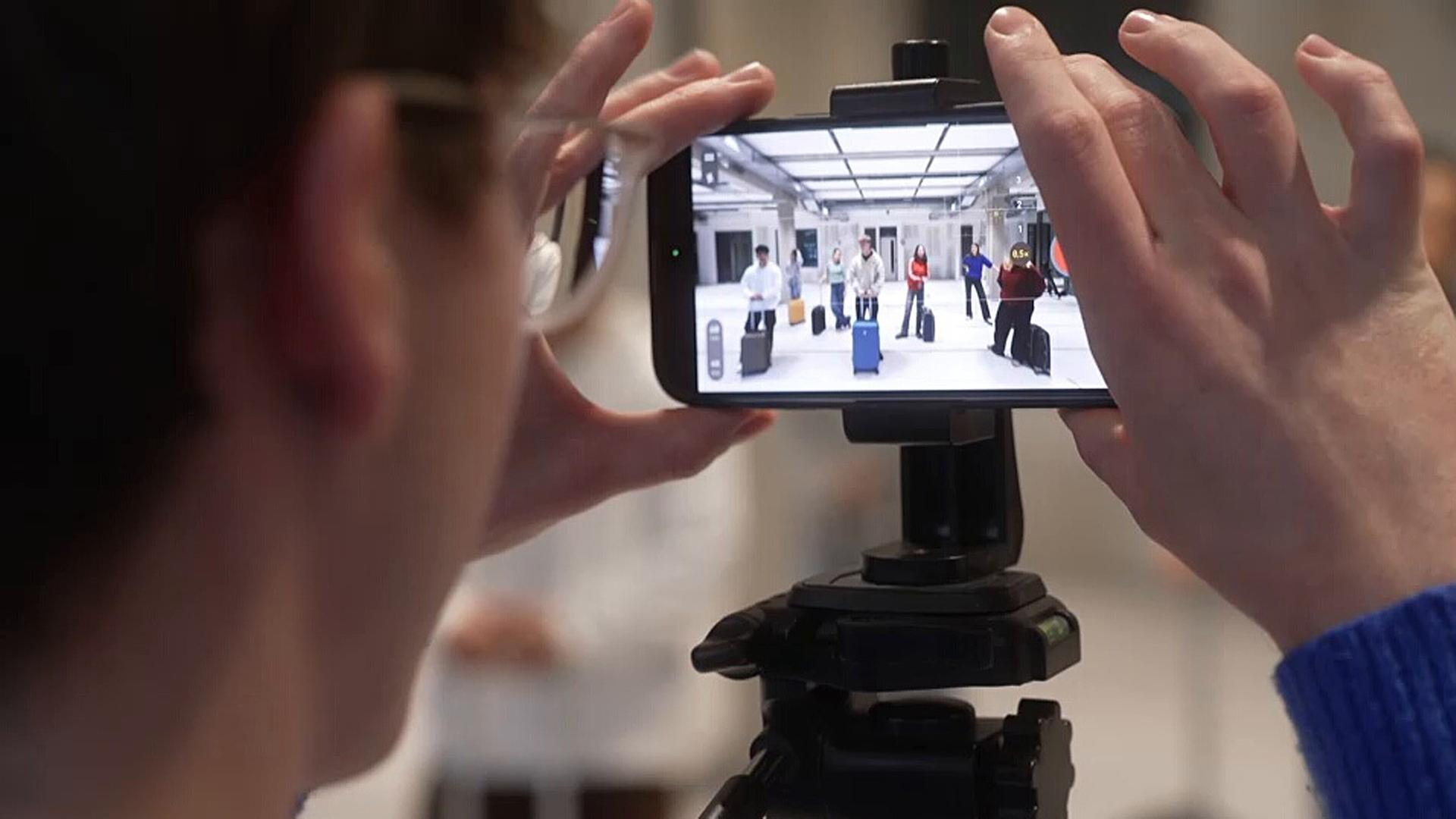 Schuld und Polizeigewalt: Schüler interpretieren Lenz neu