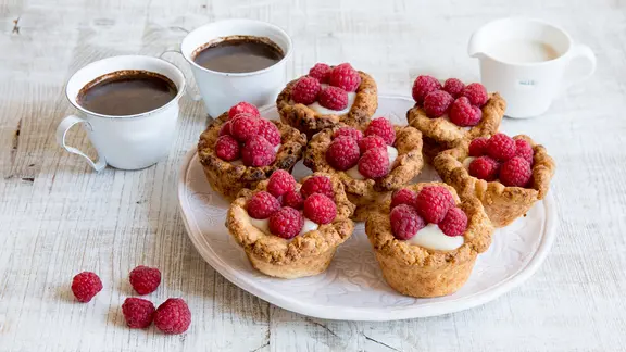 Törtchen mit Beeren