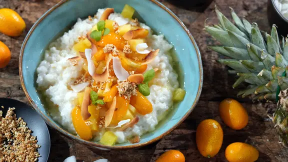 Milchreis mit Früchten