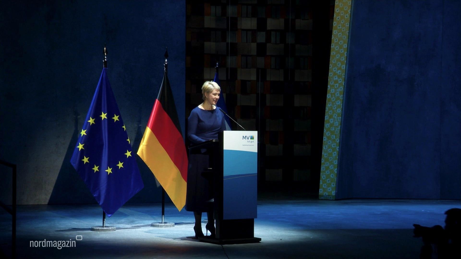 35 Jahre Deutsche Einheit - Festakt in Schwerin