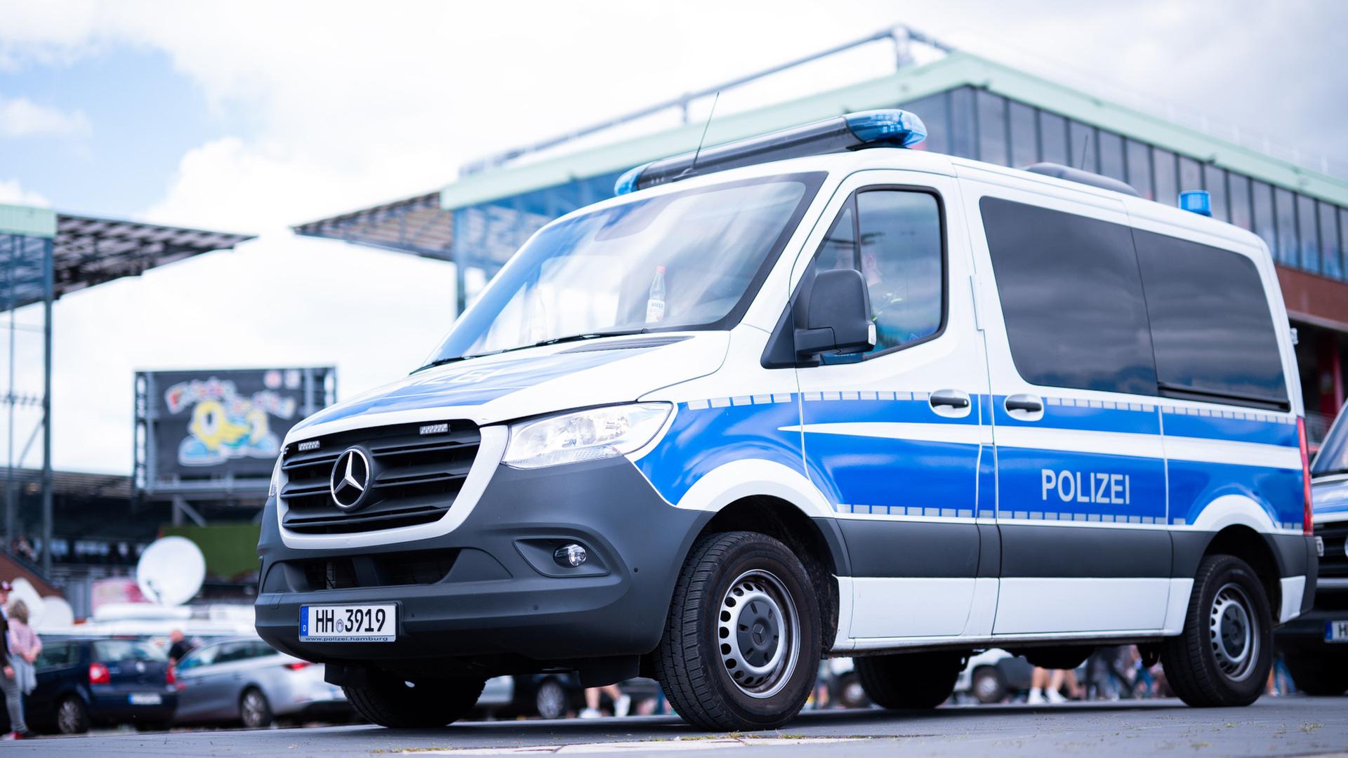 St.-Pauli-Spiel in Hamburg: BVB-Fan stirbt bei Auseinandersetzung