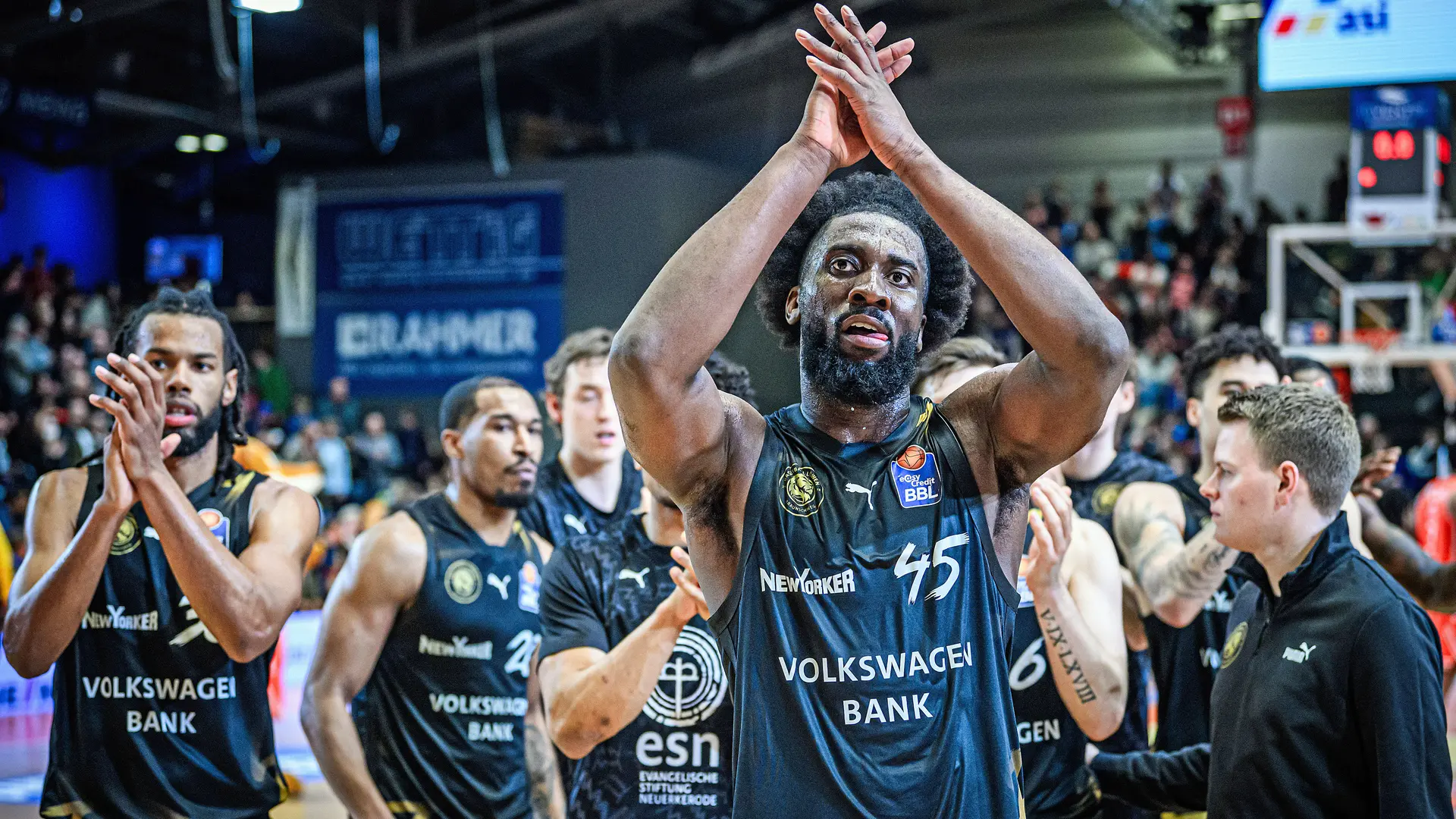 Totgesagte leben länger: Löwen Braunschweig schlagen auch den MBC