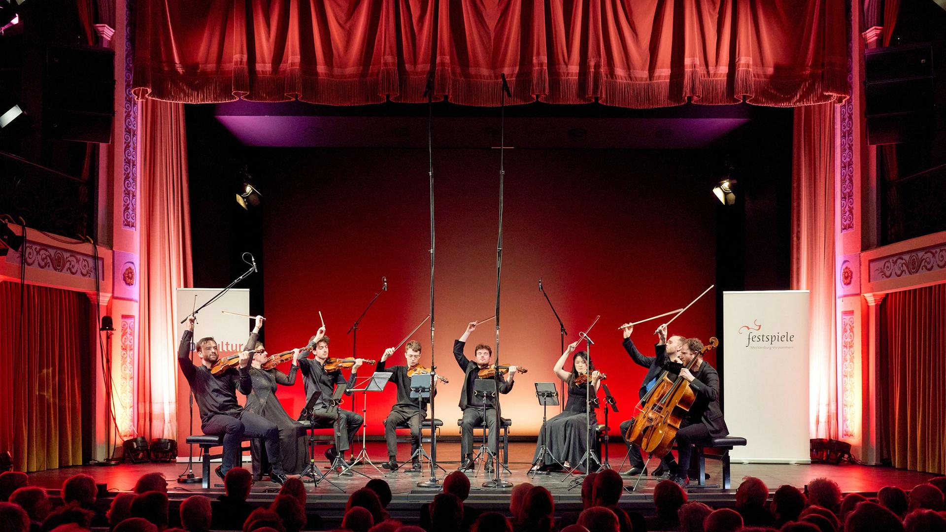 Oktett im Theater Putbus | Oliver Borchert