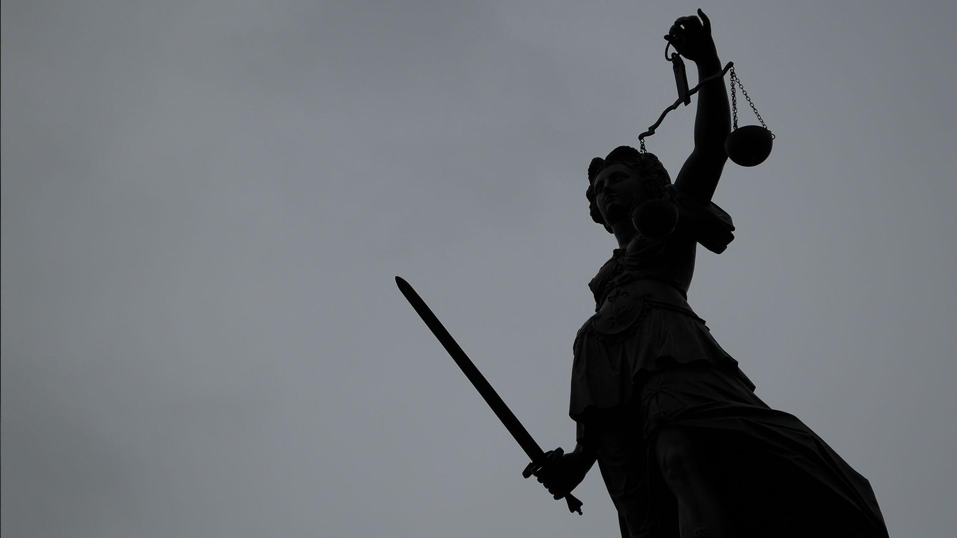 Prozessauftakt Schwerin: 31-Jähriger für mehrere Straftaten angeklagt