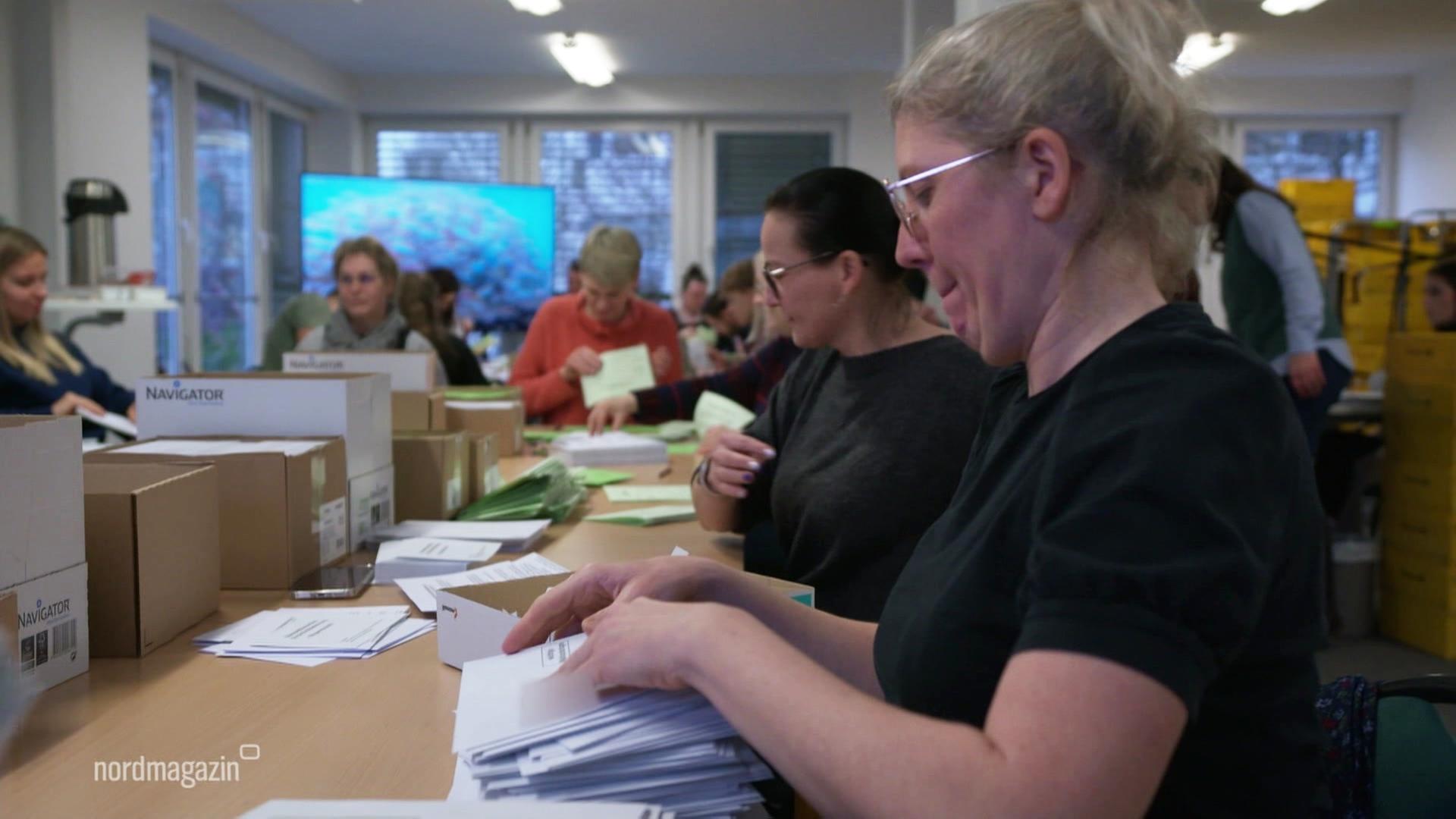 Schwerin verschickt knapp 80.000 Briefe für Bürgerentscheid