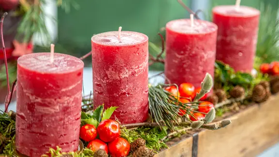 Adventskranz selber machen: Ideen für schöne Weihnachtsdeko