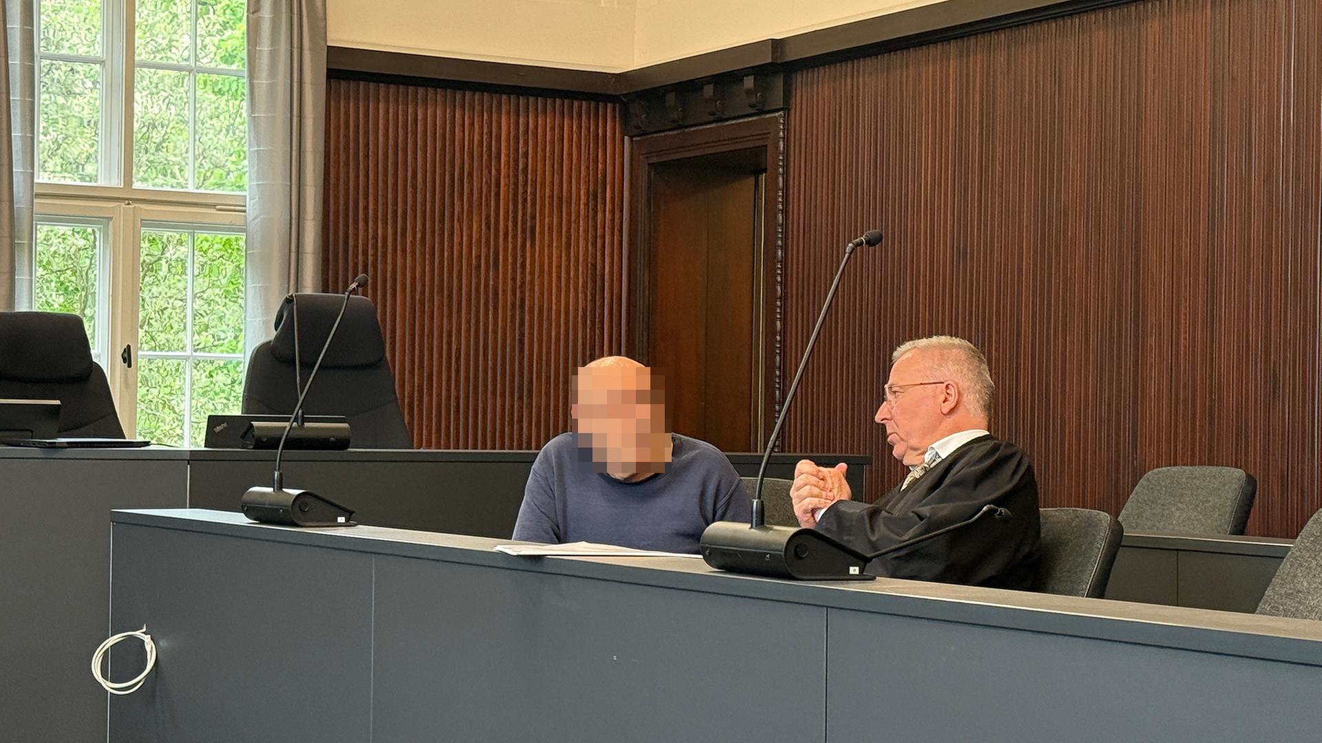 Prozess in Schwerin: Noch kein Urteil gegen 64-Jährigen