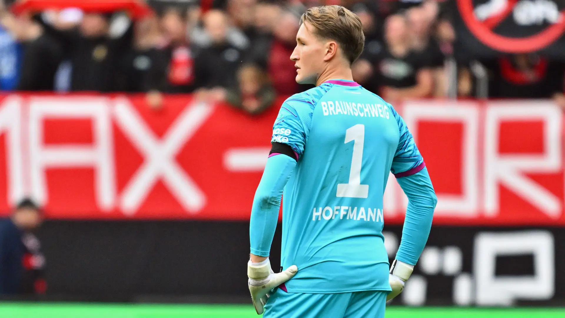 Braunschweigs Torhüter Hoffmann: "Bin echt stolz auf die Jungs"