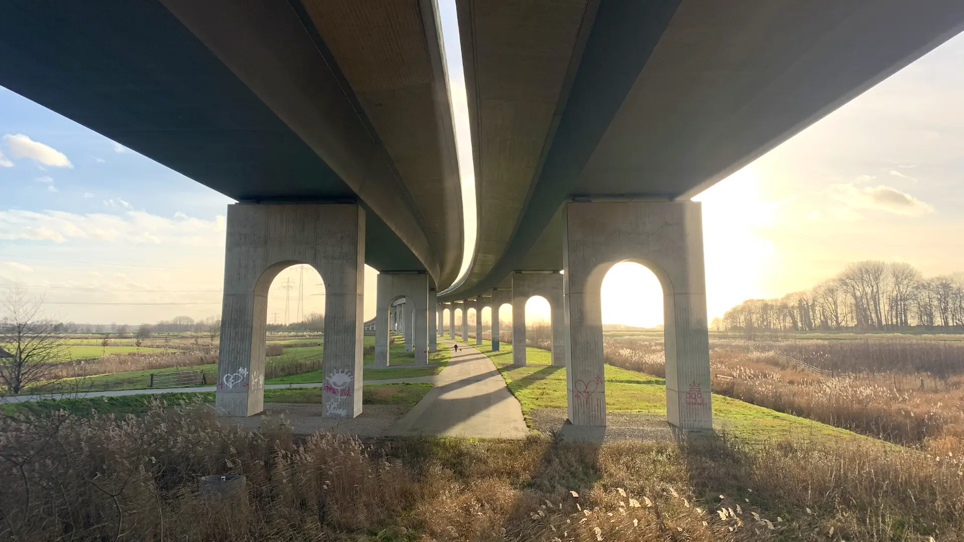 Klappbrücke in Heiligenstedten voll gesperrt