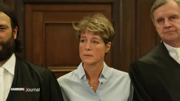 Christina Block zwischen ihren Verteidigern.