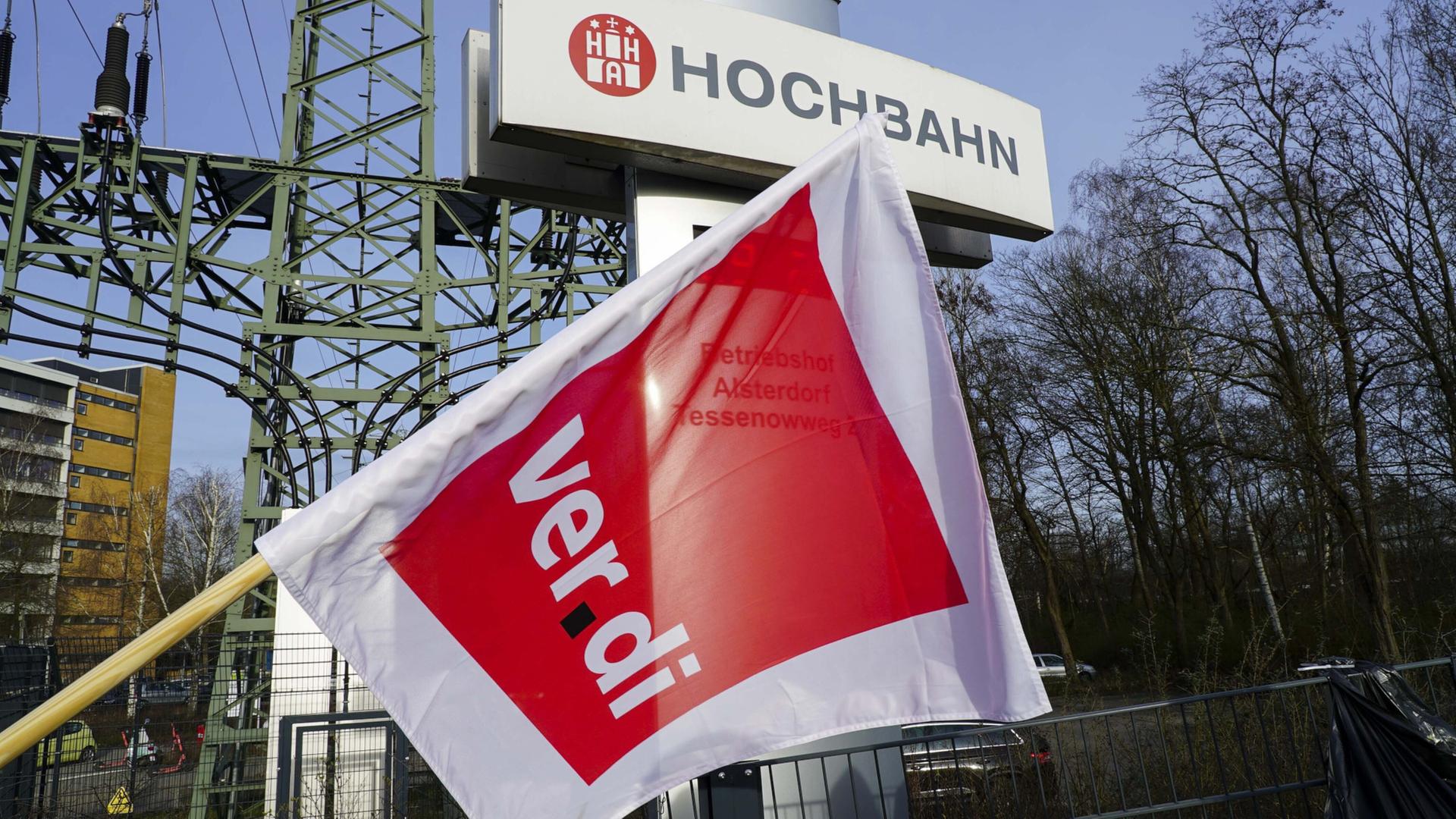 Tarifgespräche: Hamburger Hochbahn und ver.di haben sich geeinigt