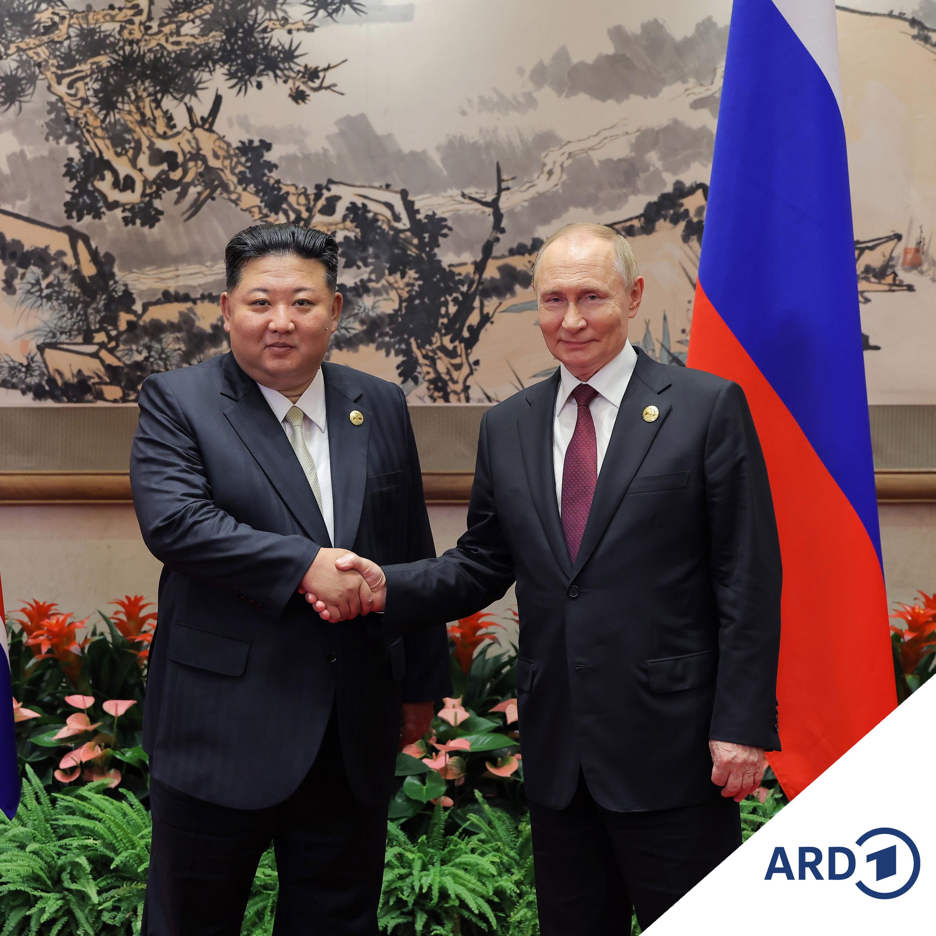 Das Lachen der Autokraten - Putin und Kim demonstrieren Freundschaft