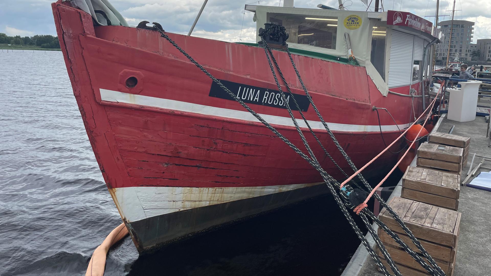 Rostock: Sinken eines Fischkutters verhindert