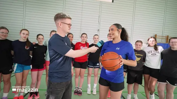 Teamcaptain Munya vom U16-Team der Kieler Förde Baskets im Interview.