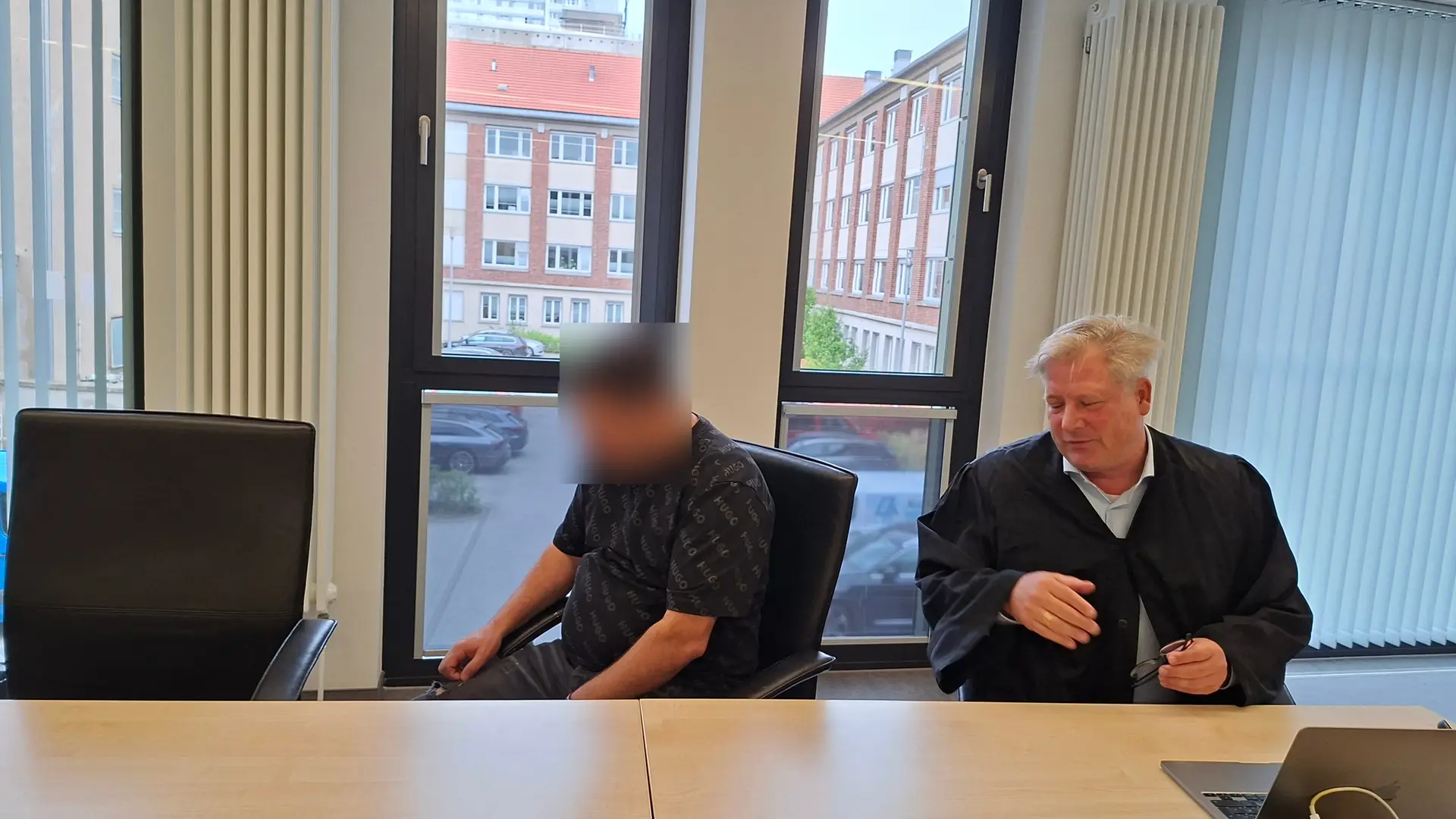 50 Kilo Cannabis im Autositz: Bewährung für Dealer aus Barth